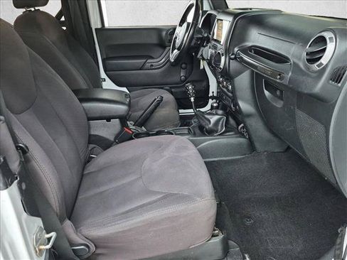 Used 2015 Jeep Wrangler Sport w/ Quick Order Package 23S AWD/4WD image 19
