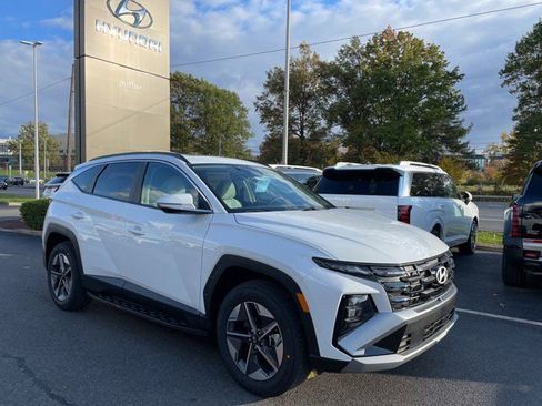 New 2026 Hyundai Tucson SEL image 2