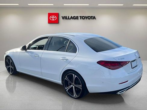 Used 2024 Mercedes-Benz C 300 Sedan image 3