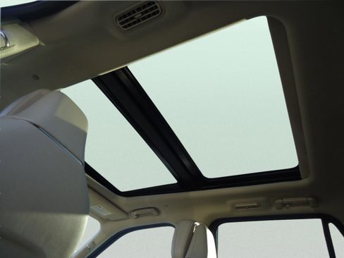 Used 2019 Lincoln Navigator L Reserve image 37