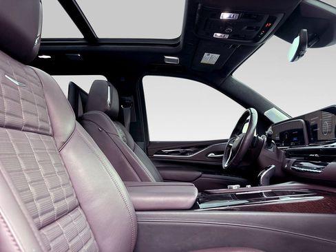 Certified 2024 Cadillac Escalade ESV Sport Platinum w/ LPO, ONYX Package image 14