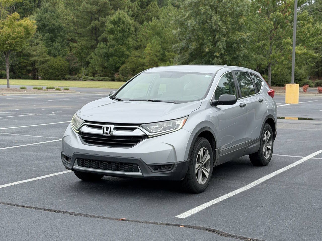Used 2019 Honda CR-V LX image 3