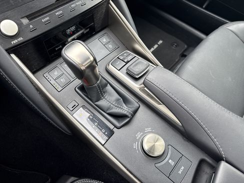 Used 2018 Lexus IS 350 AWD w/ Comfort Package image 18