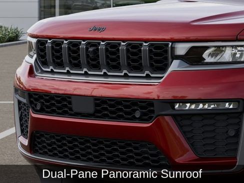 New 2026 Jeep Grand Cherokee Limited AWD/4WD image 14
