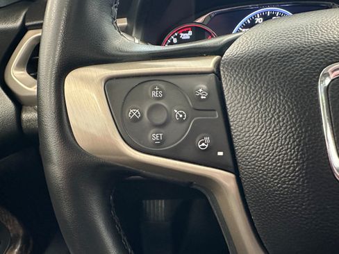 Used 2023 GMC Acadia Denali AWD/4WD image 24