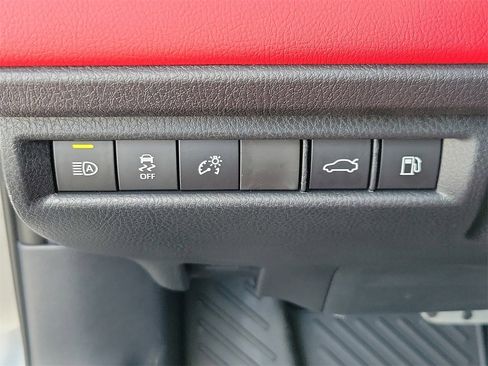 Used 2026 Toyota Camry XSE image 31