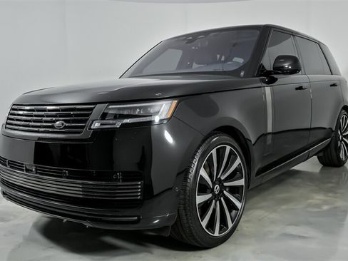 Used 2023 Land Rover Range Rover SV AWD/4WD image 6