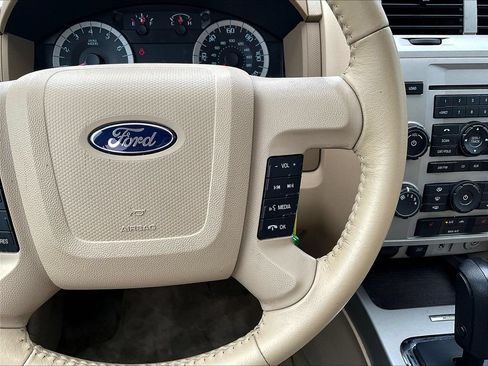 Used 2011 Ford Escape XLT w/ 203A Rapid Spec Order Code AWD/4WD image 12