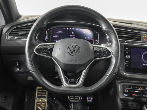 Used 2023 Volkswagen Tiguan SEL R-Line AWD/4WD image 25