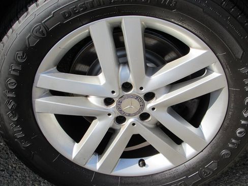 Used 2014 Mercedes-Benz GL 450 4MATIC image 31