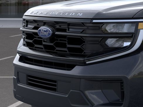 New 2026 Ford Expedition Active AWD/4WD image 17