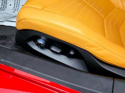 Used 2025 Chevrolet Corvette Stingray Preferred Cpe w/ Body-Color Dual Roof Package image 12