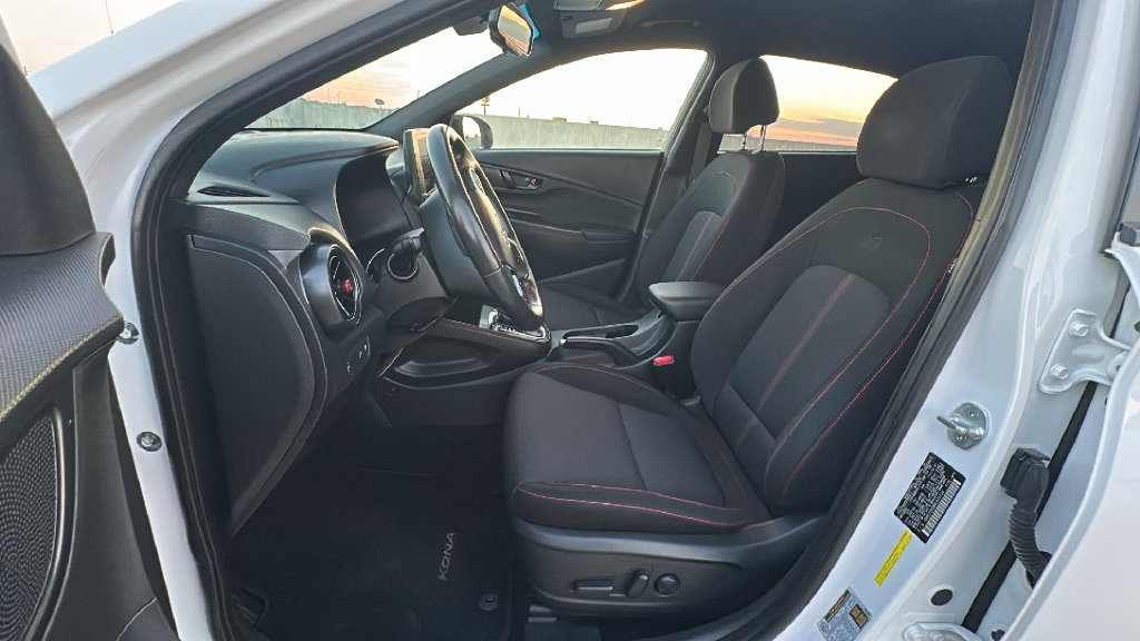 Used 2022 Hyundai Kona N Line w/ Cargo Package FWD image 5