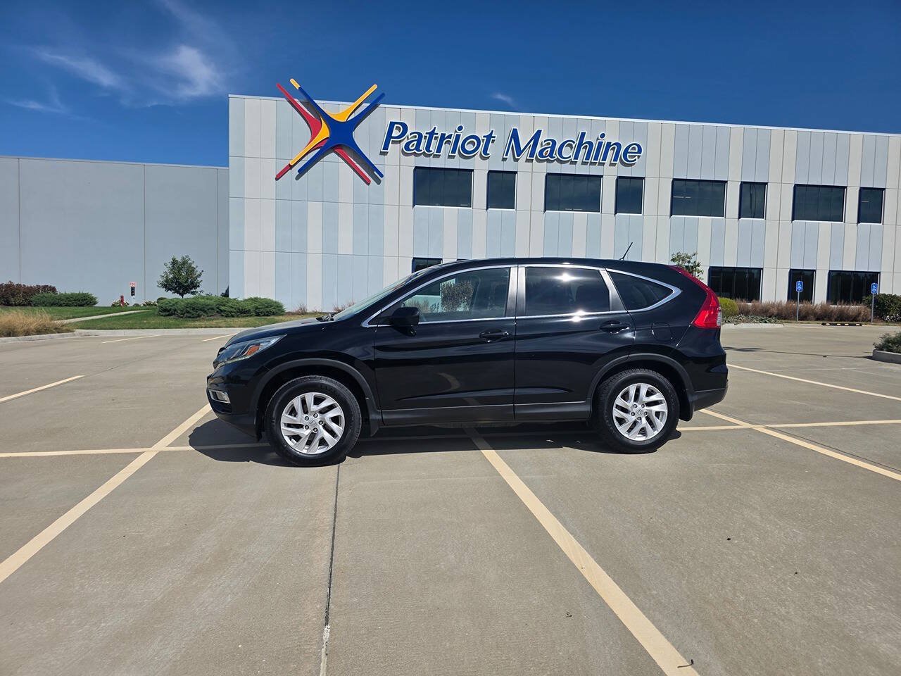 Used 2016 Honda CR-V EX image 2
