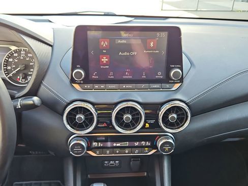 Used 2021 Nissan Sentra SV image 15