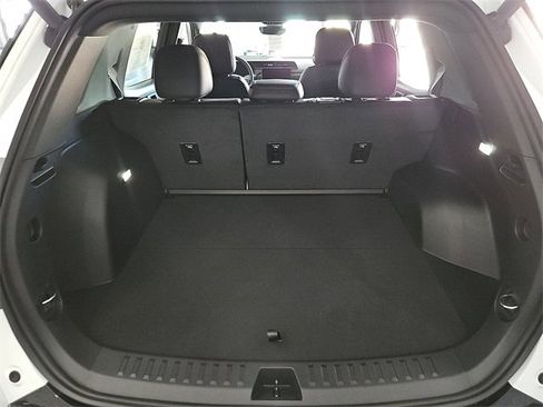 New 2026 GMC Terrain AT4 w/ Technology Package II image 10