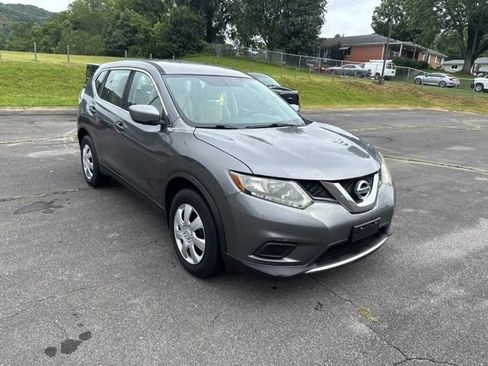 Used 2016 Nissan Rogue S AWD/4WD image 2