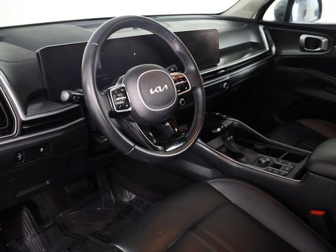 Used 2024 Kia Sorento S image 27