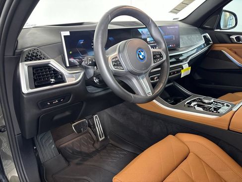 Certified 2026 BMW X5 xDrive50e w/ M Sport Package AWD/4WD image 26