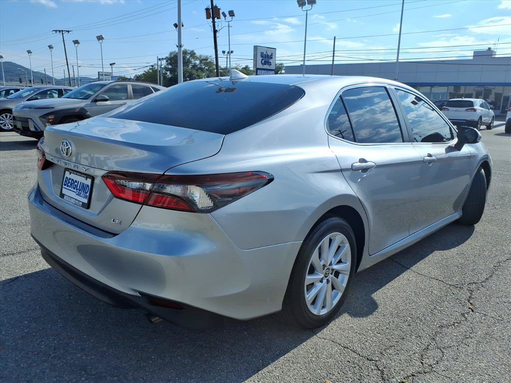 Used 2024 Toyota Camry LE FWD image 4