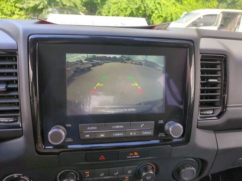 Used 2023 Nissan Frontier SV w/ Midnight Edition Package AWD/4WD image 10
