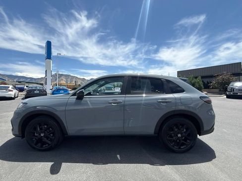 Used 2024 Honda HR-V Sport image 9