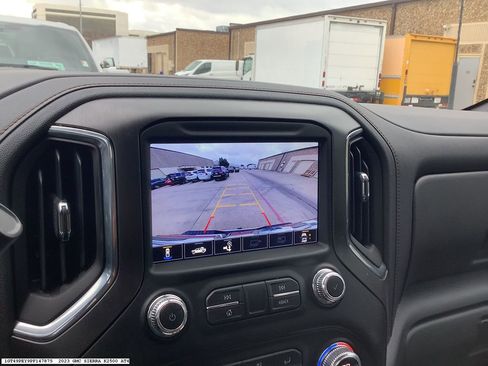 Used 2023 GMC Sierra 2500 AT4 w/ Gooseneck/5TH Wheel Package image 9