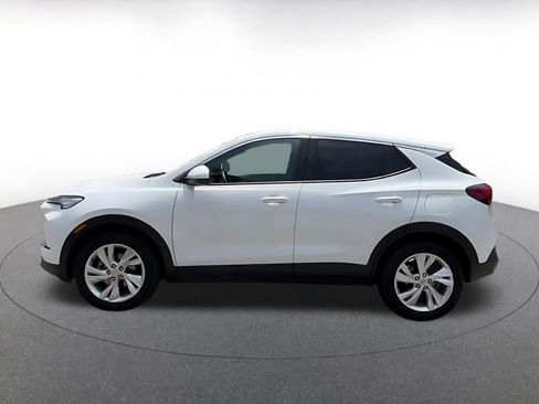 Used 2025 Buick Encore GX Preferred FWD image 9