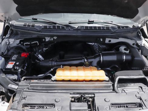 Used 2017 Ford F150 XLT image 12