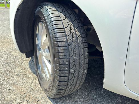 Used 2019 Kia Sedona L FWD image 82