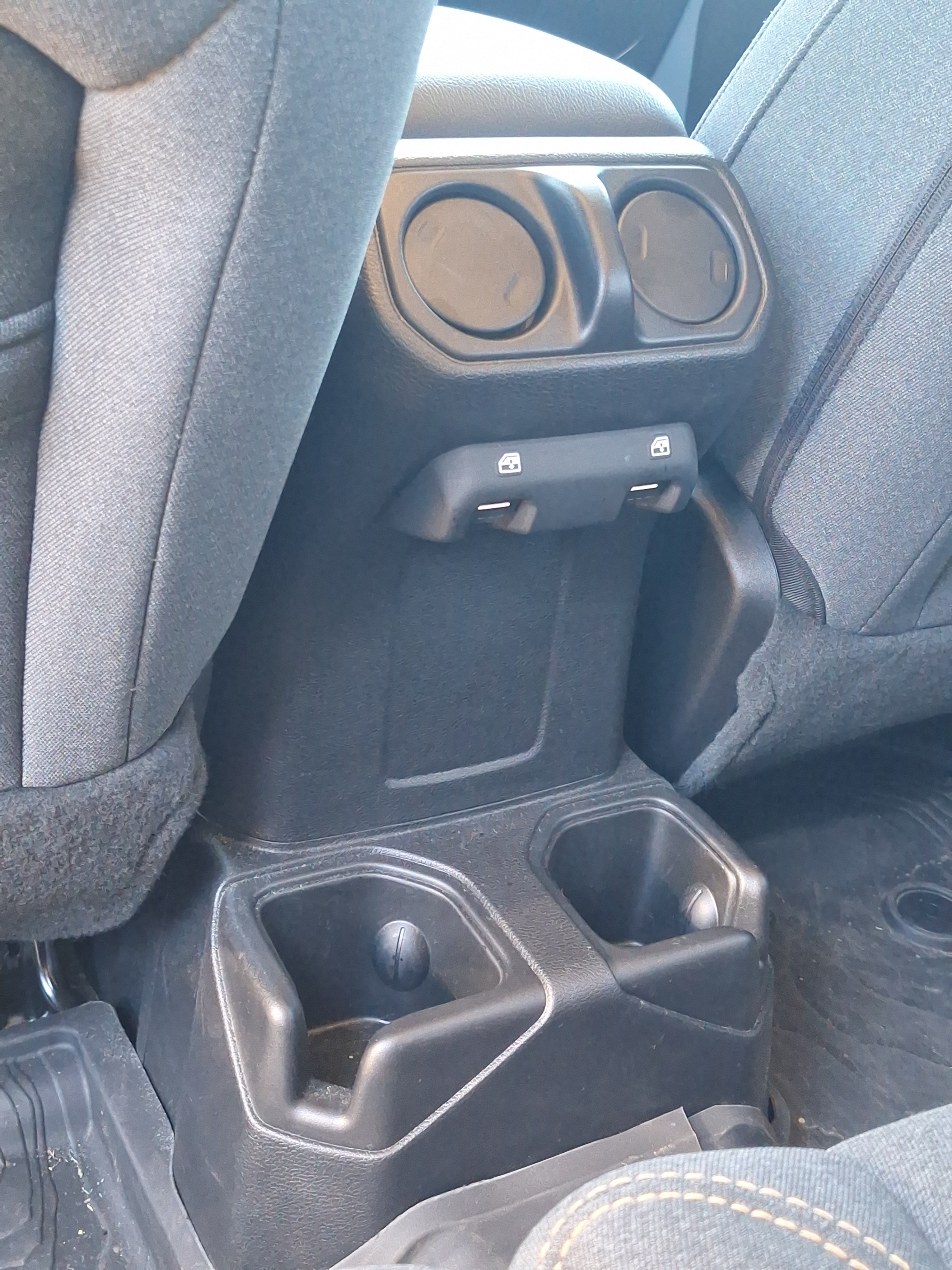 Used 2025 Jeep Wrangler Unlimited Sport AWD/4WD image 29