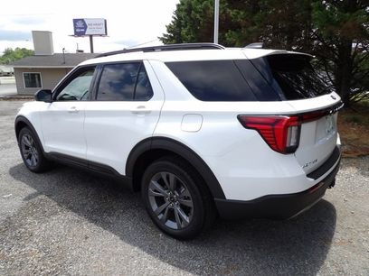 New 2026 Ford Explorer Active w/ Active Comfort Package