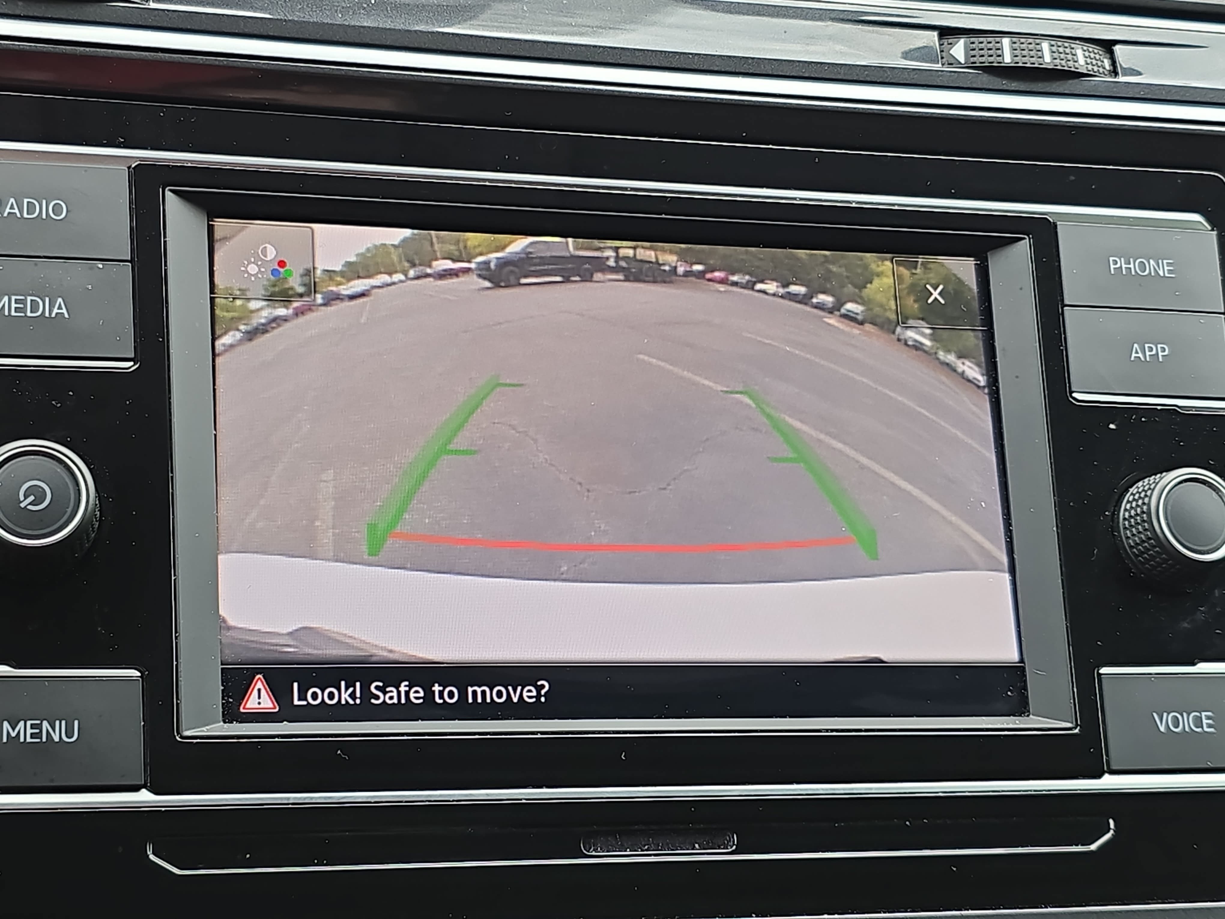 Certified 2023 Volkswagen Tiguan S FWD image 23