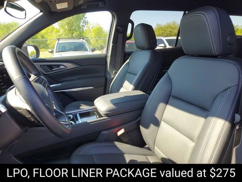 Certified 2024 Chevrolet Traverse LT w/ LPO, Floor Liner Package FWD image 6