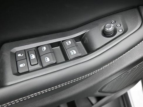 New 2025 Jeep Grand Cherokee Laredo X image 13