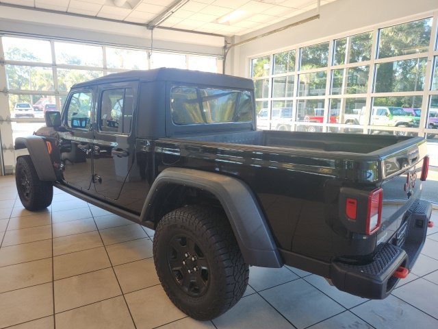 Used 2023 Jeep Gladiator Mojave w/ Cold Weather Group AWD/4WD image 6