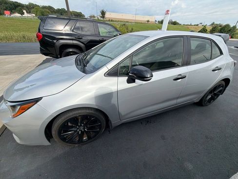 Used 2020 Toyota Corolla SE FWD image 4
