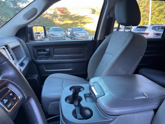 Used 2014 RAM 1500 Express RWD image 10