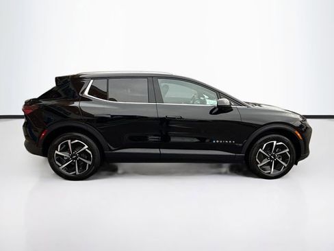 New 2026 Chevrolet Equinox EV LT image 5