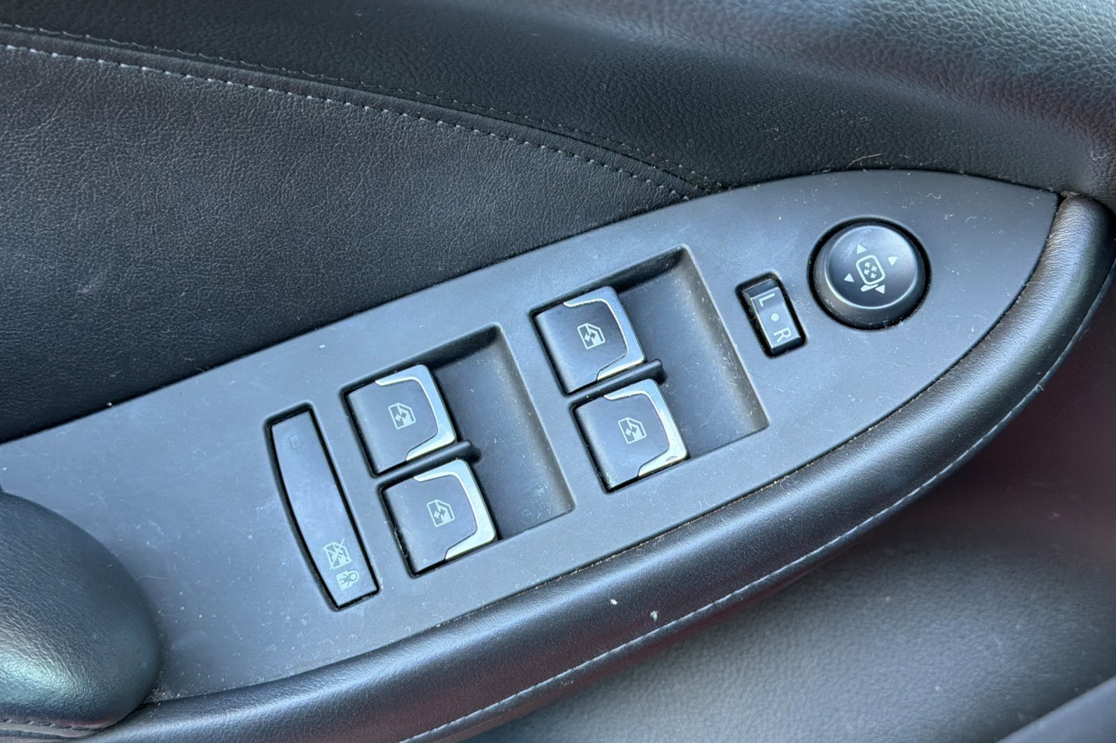 Used 2014 Cadillac CTS Luxury RWD image 14