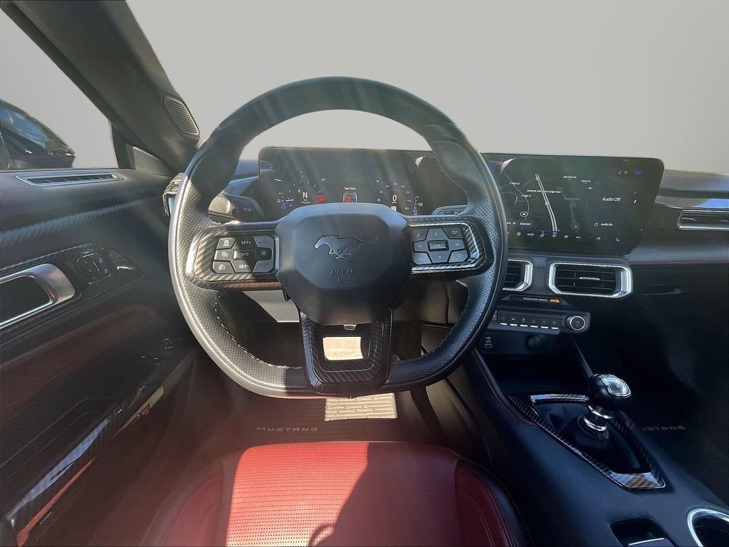 Used 2025 Ford Mustang GT Premium RWD image 10