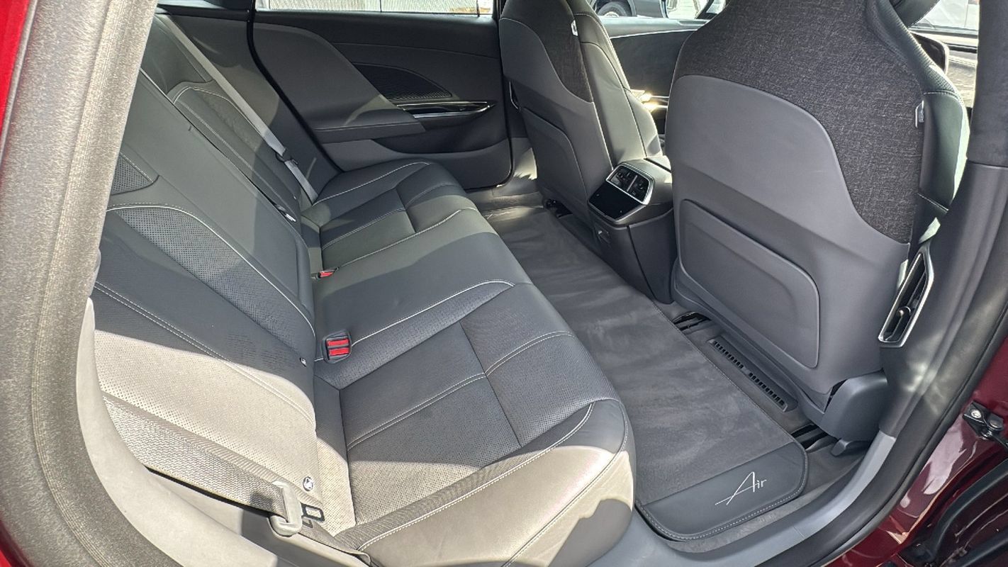 Used 2024 Lucid Air Grand Touring AWD/4WD image 17