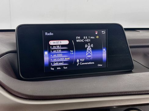 Used 2018 Lexus RX 350L FWD w/ Premium Package image 21