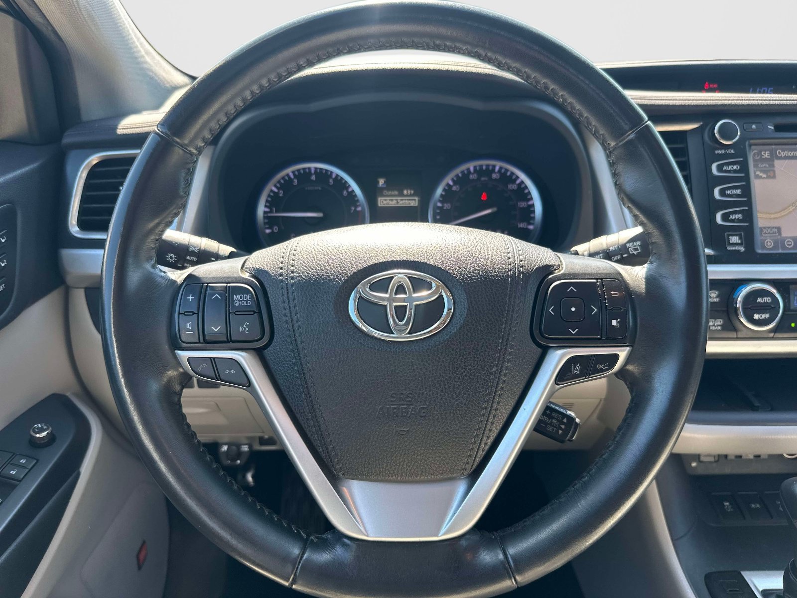 Used 2019 Toyota Highlander Limited AWD/4WD image 24