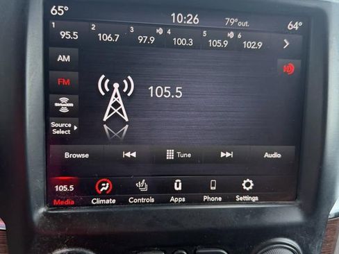 Used 2018 RAM 1500 Laramie w/ Convenience Group AWD/4WD image 16