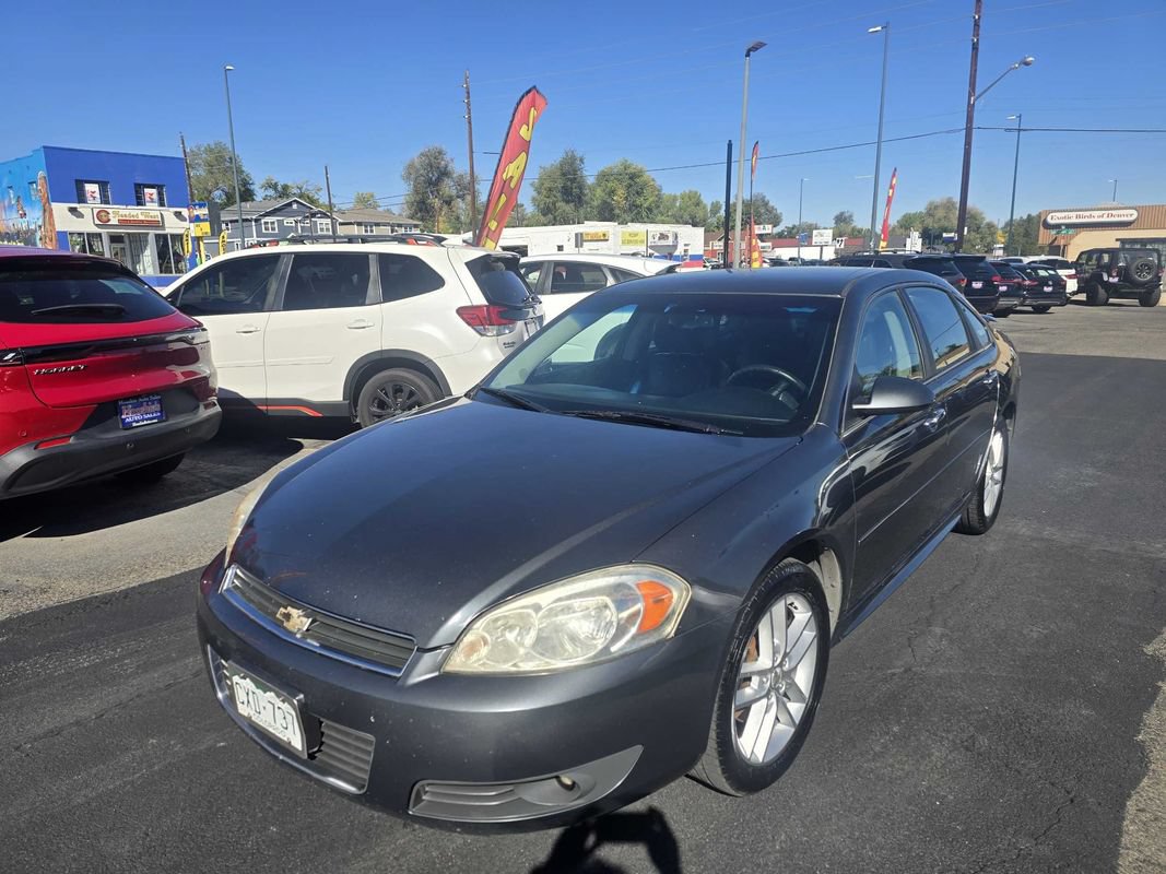 Used 2011 Chevrolet Impala LTZ FWD image 2