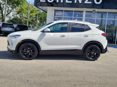 Used 2024 Buick Encore GX Sport Touring w/ Comfort Package FWD image 8