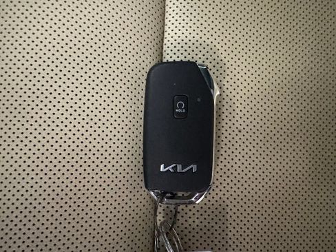 Used 2022 Kia Stinger GT1 w/ Paint Protection Package AWD/4WD image 17