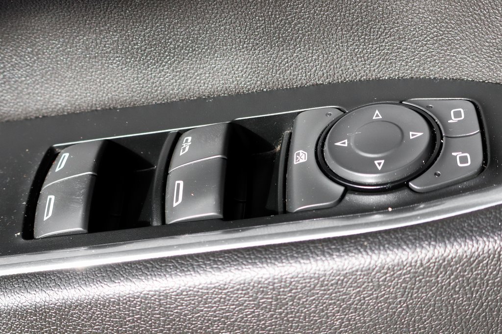 Used 2024 Chevrolet Silverado 2500 LT AWD/4WD image 17