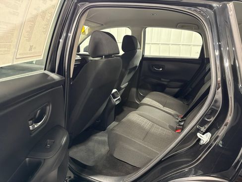 Used 2025 Honda HR-V LX image 14